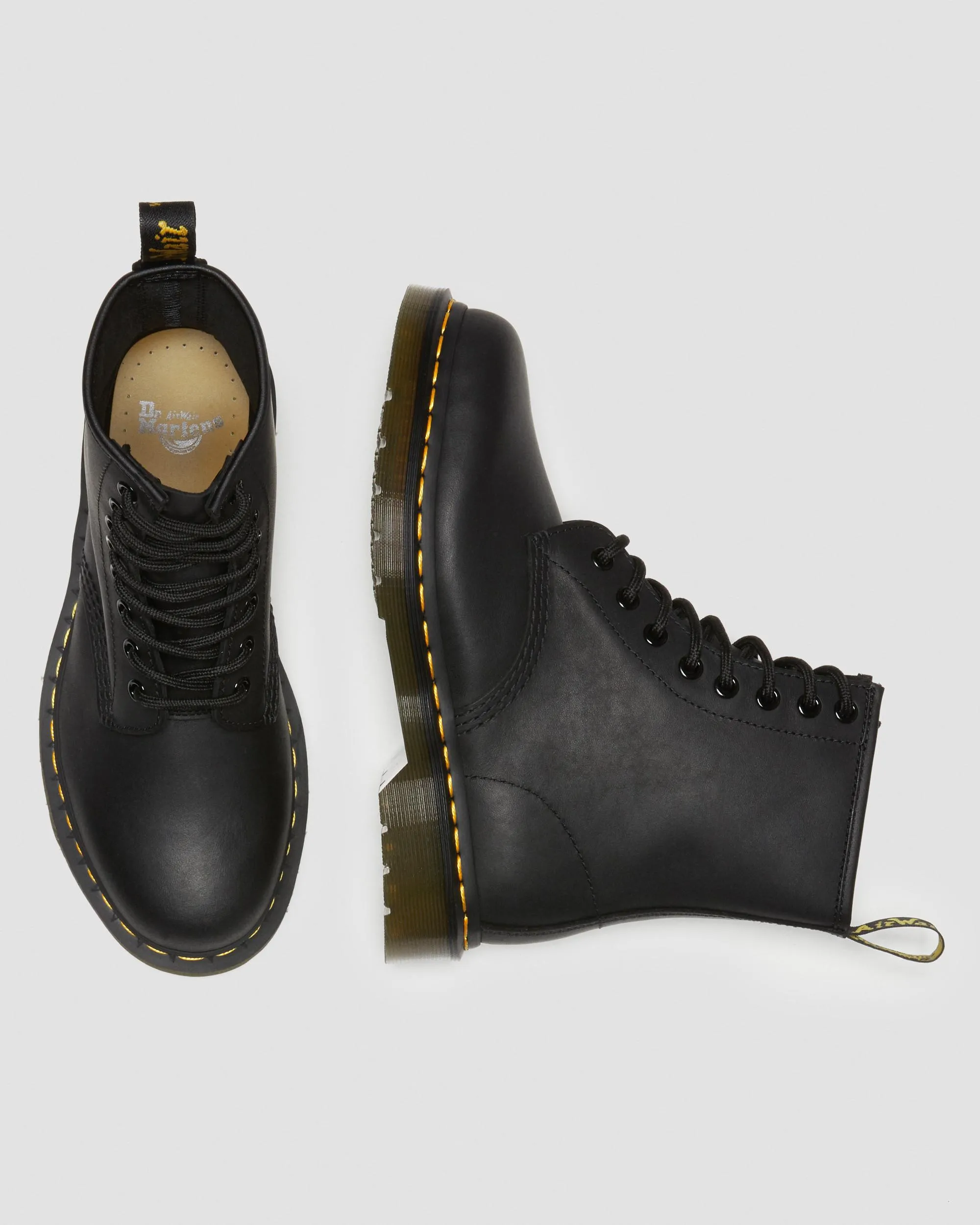 1460 Oily leather lace-up boots Dr. Martens
