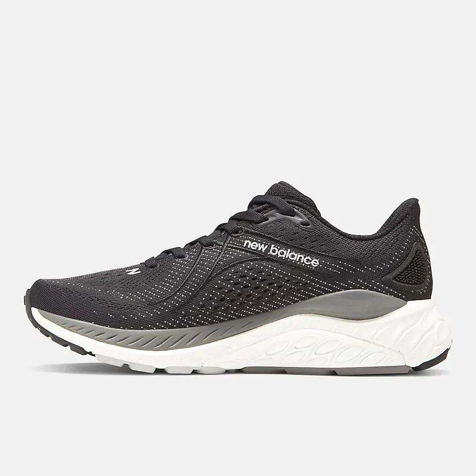 New Balance Women's 860v13