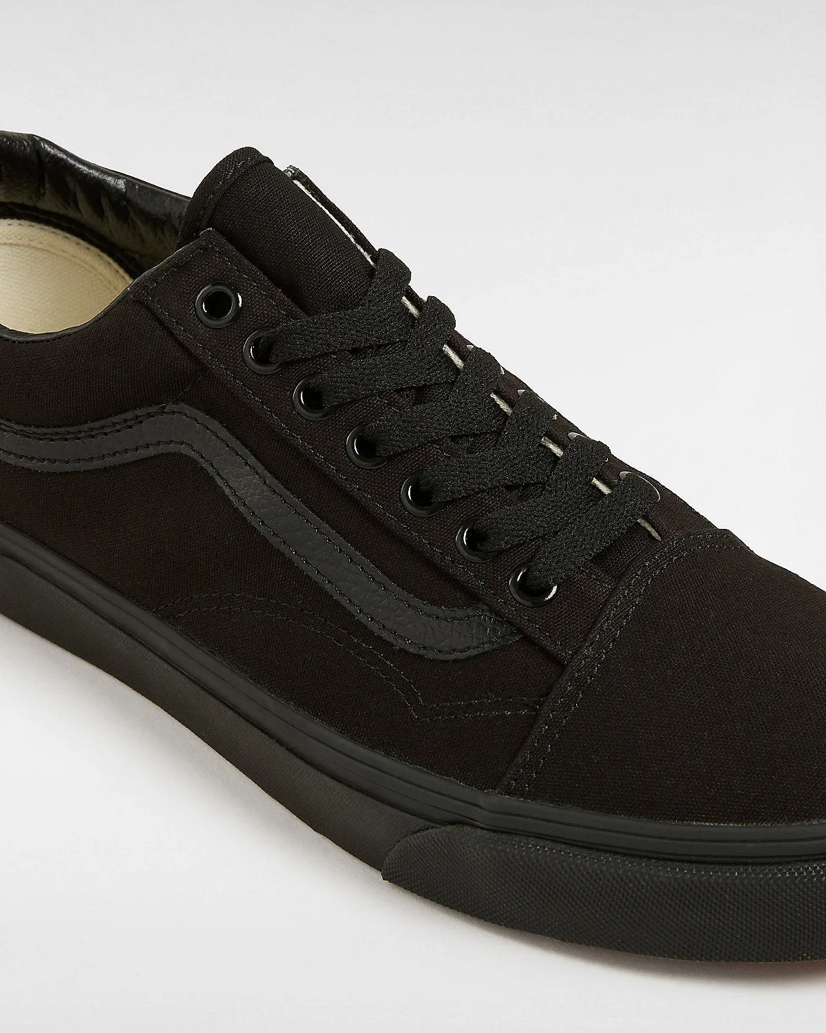 VANS MEN'S OLD SKOOL TRIPLE BLACK SNEAKER SHOES