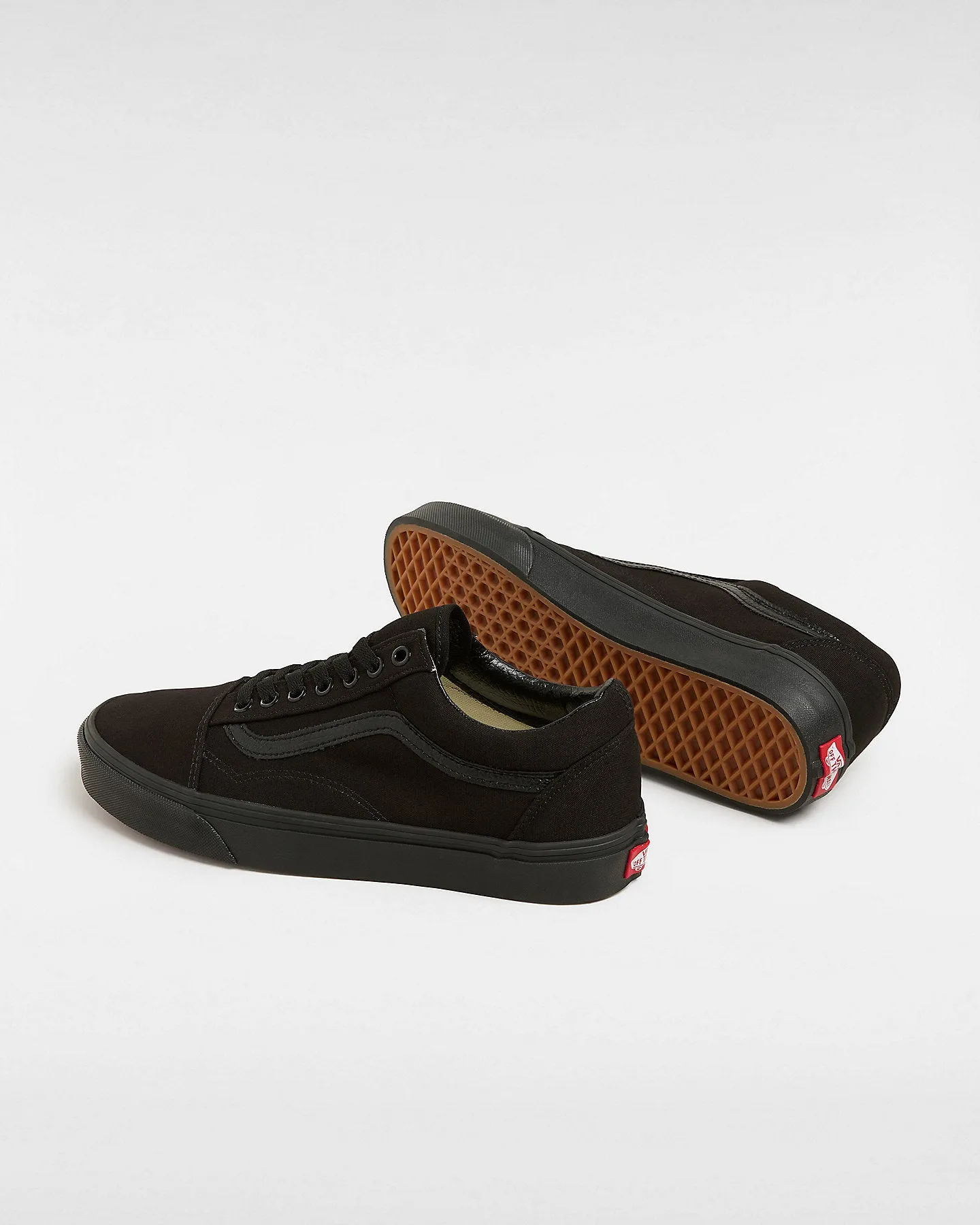 VANS MEN'S OLD SKOOL TRIPLE BLACK SNEAKER SHOES